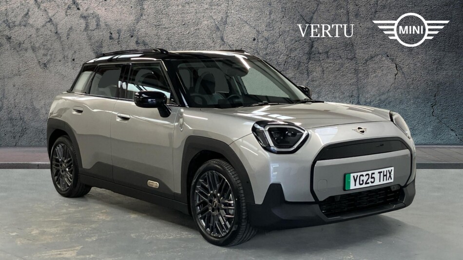 MINI Aceman 135kW E Classic 43kWh 5dr Auto Electric Hatchback